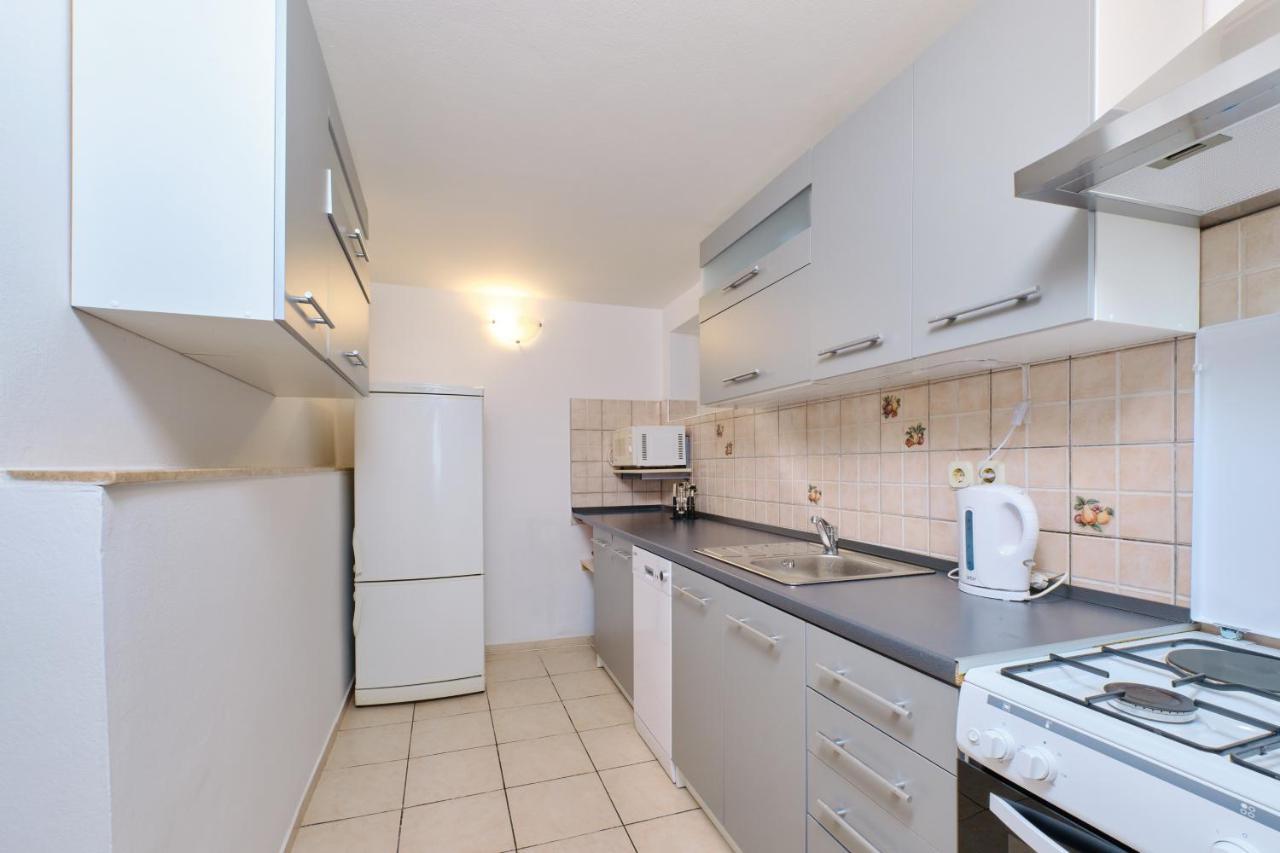 Apartments With A Parking Space Cunski, Losinj - 7867 Εξωτερικό φωτογραφία