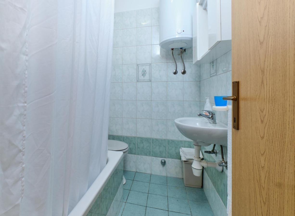 Apartments With A Parking Space Cunski, Losinj - 7867 Εξωτερικό φωτογραφία
