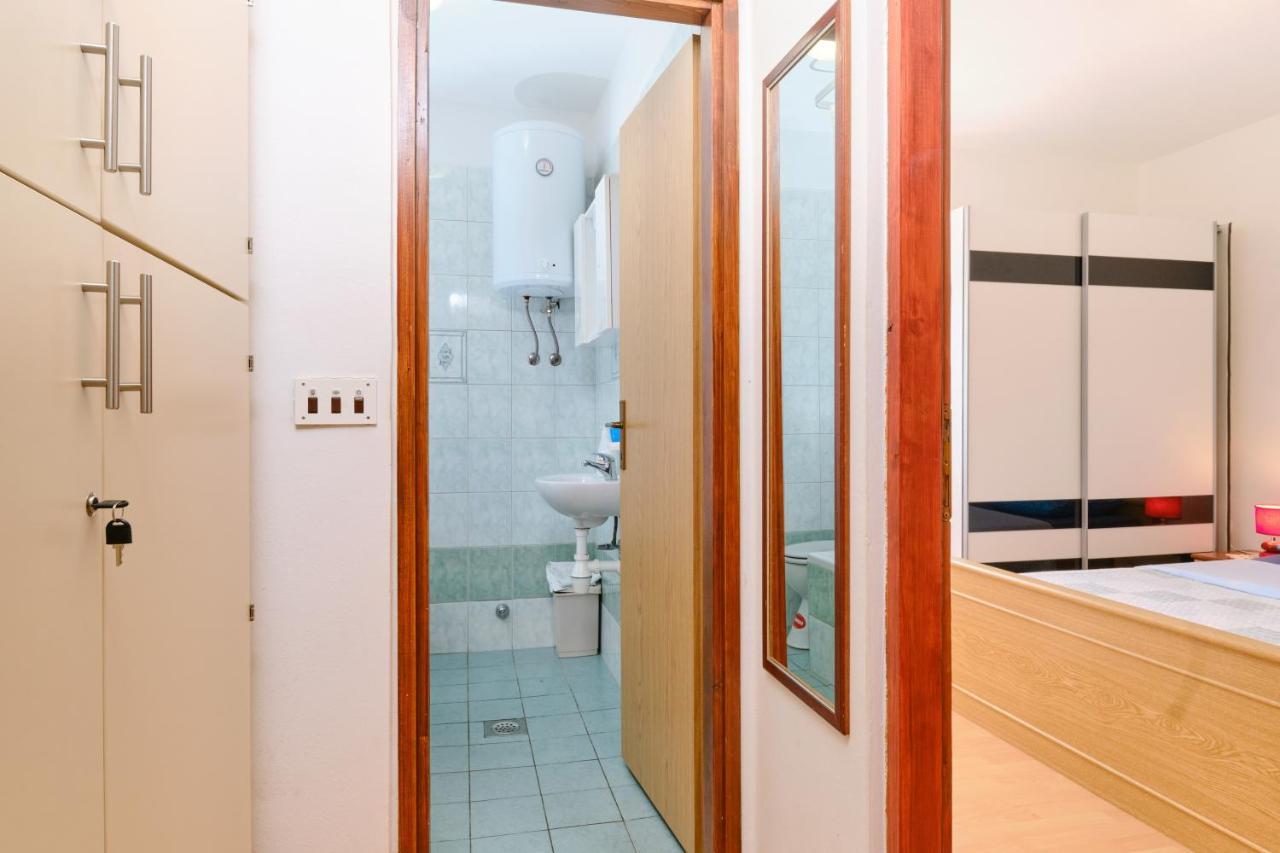Apartments With A Parking Space Cunski, Losinj - 7867 Εξωτερικό φωτογραφία